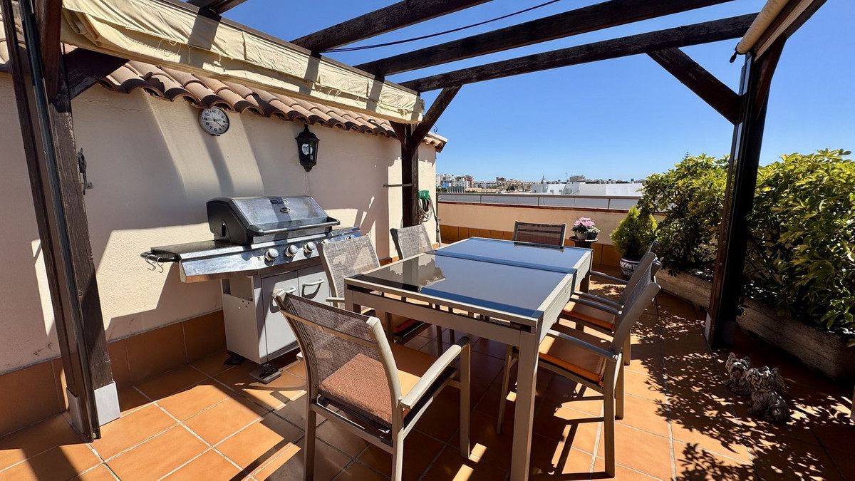 Se vende Ático de 2 dormitorios en Costa Del Sol, Málaga, España