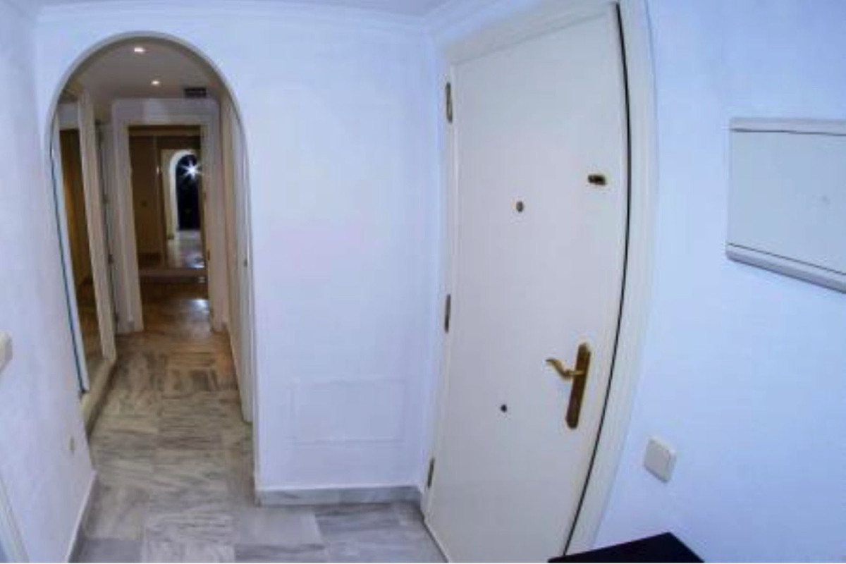 2 Bed Apartment for sale in Nueva Andalucía Costa Del Sol, Málaga, Spain