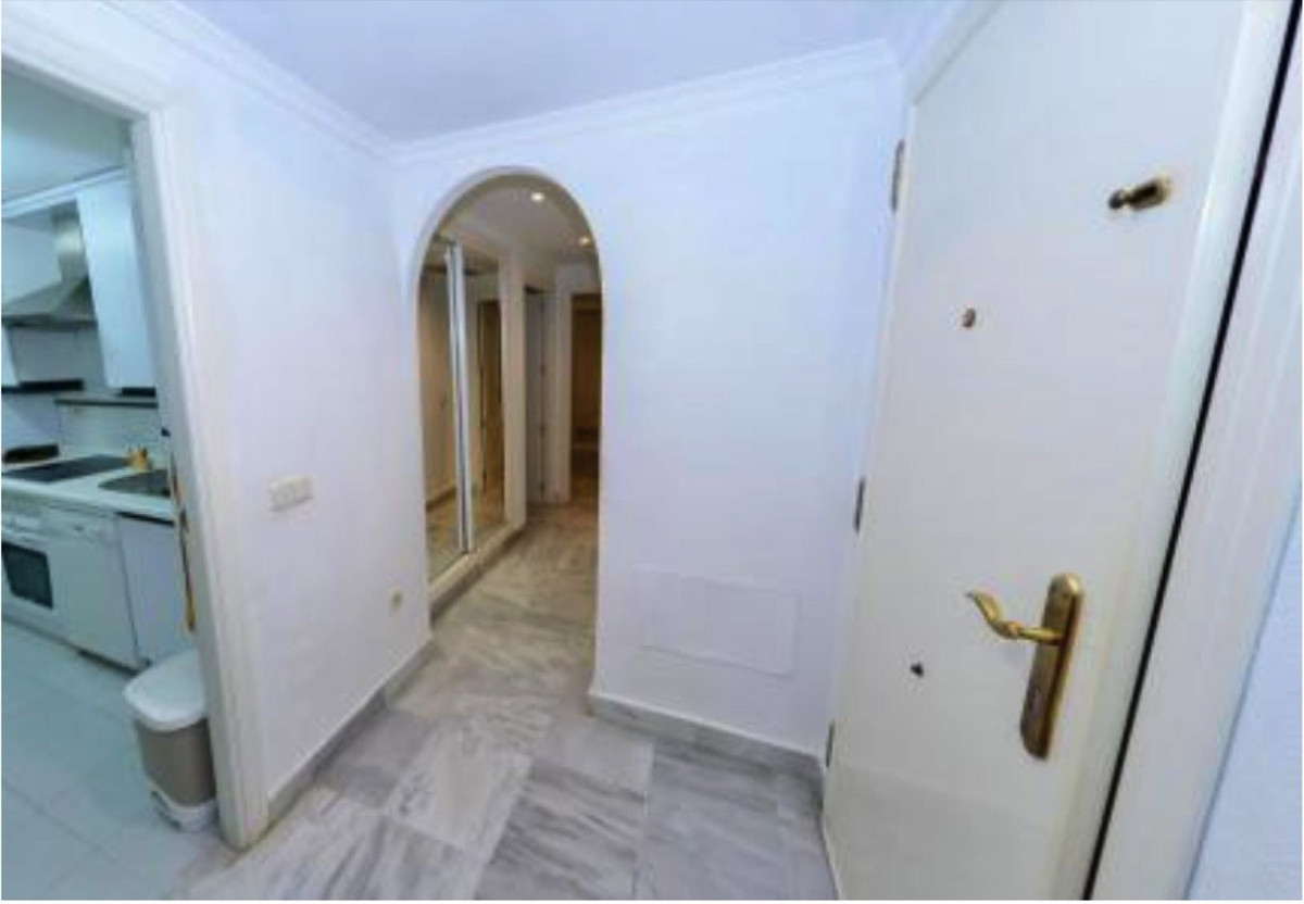 2 Bed Apartment for sale in Nueva Andalucía Costa Del Sol, Málaga, Spain
