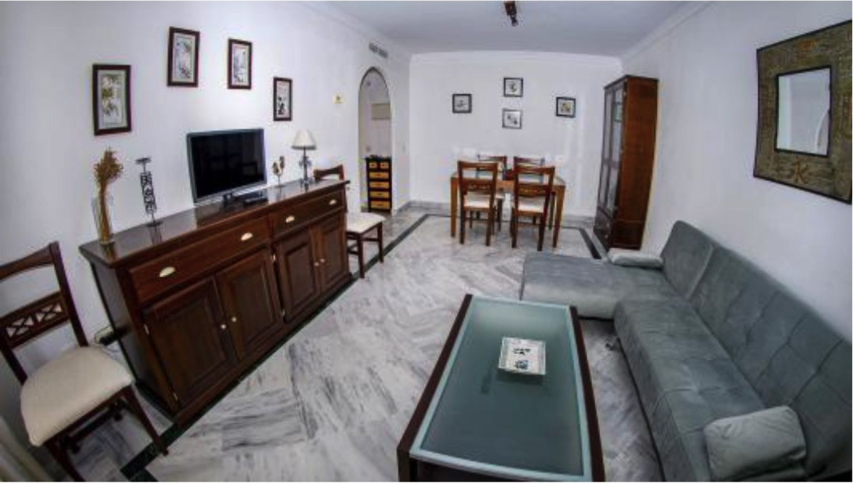 2 Bed Apartment for sale in Nueva Andalucía Costa Del Sol, Málaga, Spain