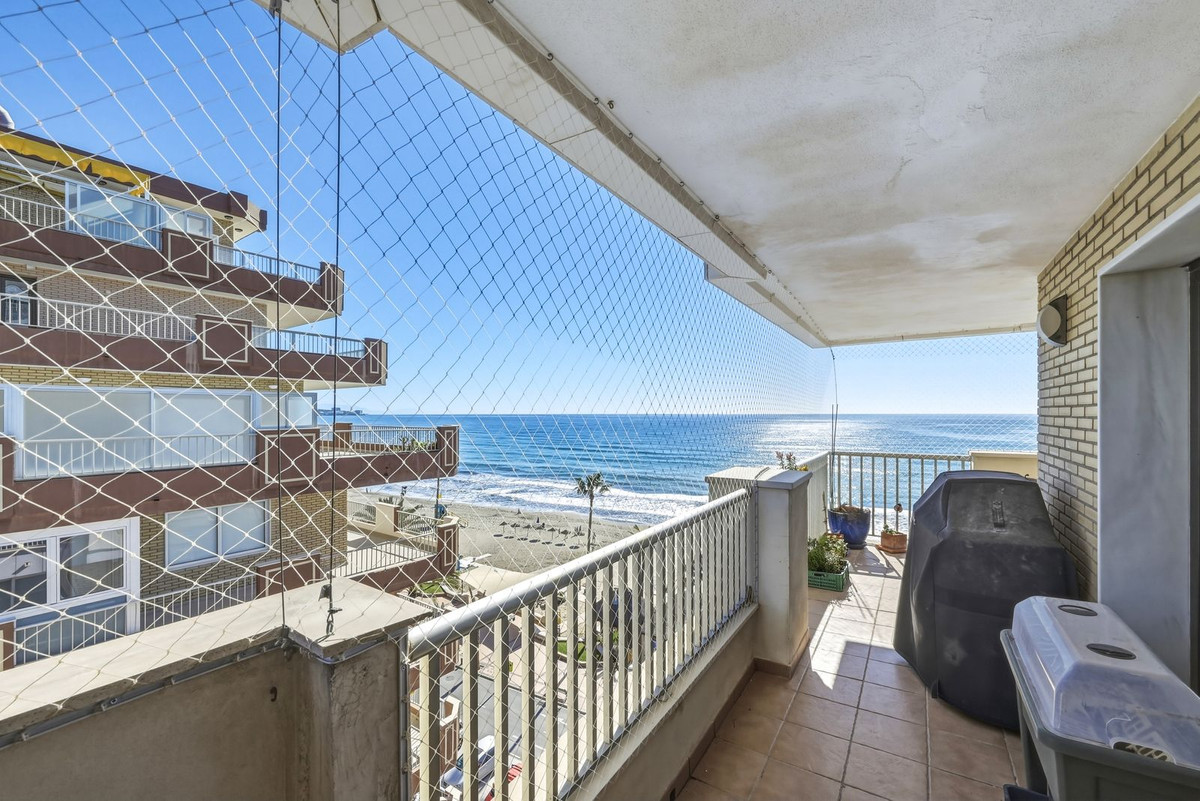 2 Bed Apartment for sale in Fuengirola Costa Del Sol, Málaga, Spain