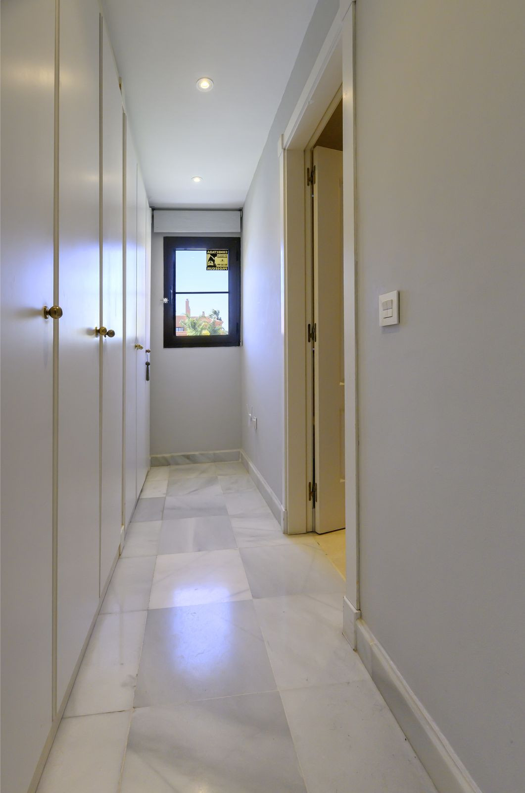 3 Bed Apartment for sale in Estepona Costa Del Sol, Málaga, Spain
