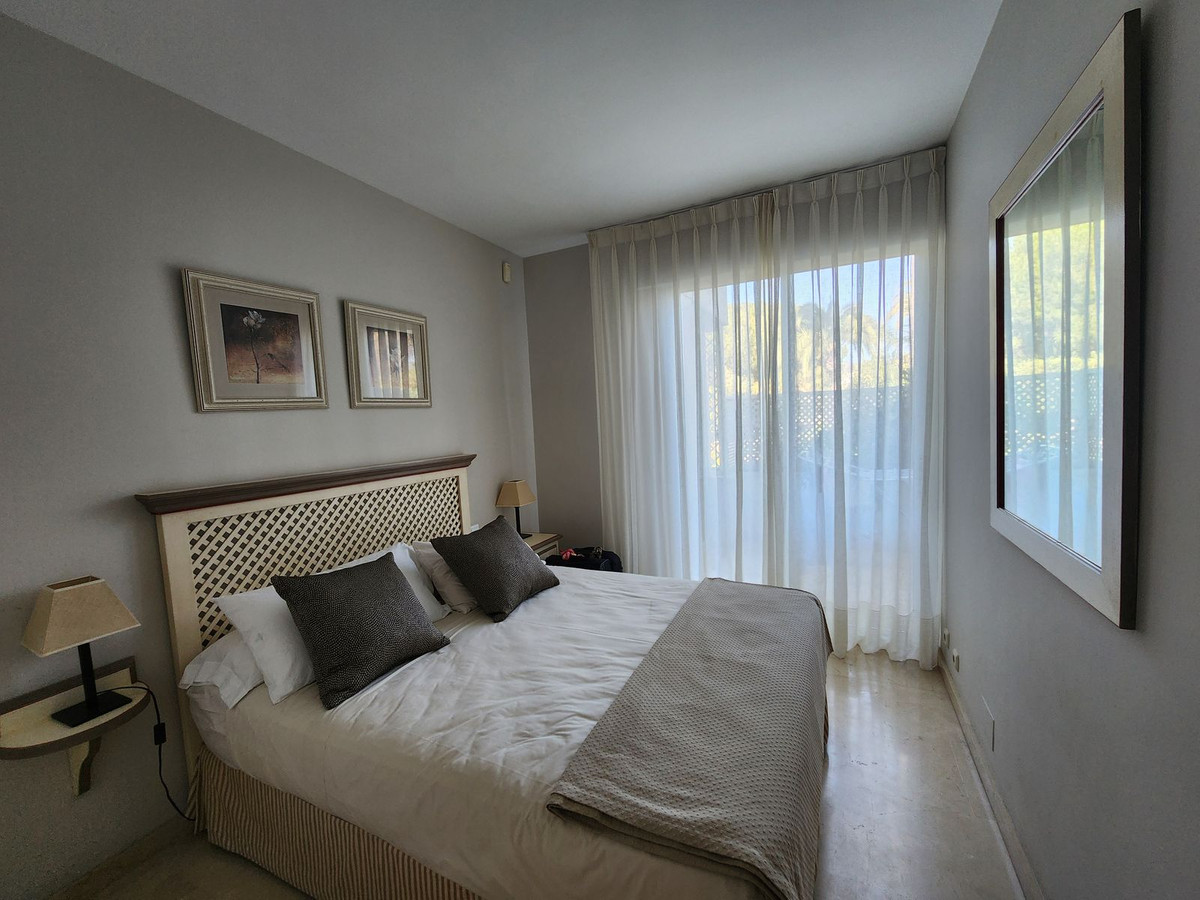 Se vende Apartamento Planta Baja de 3 dormitorios en Costa Del Sol, Málaga, España