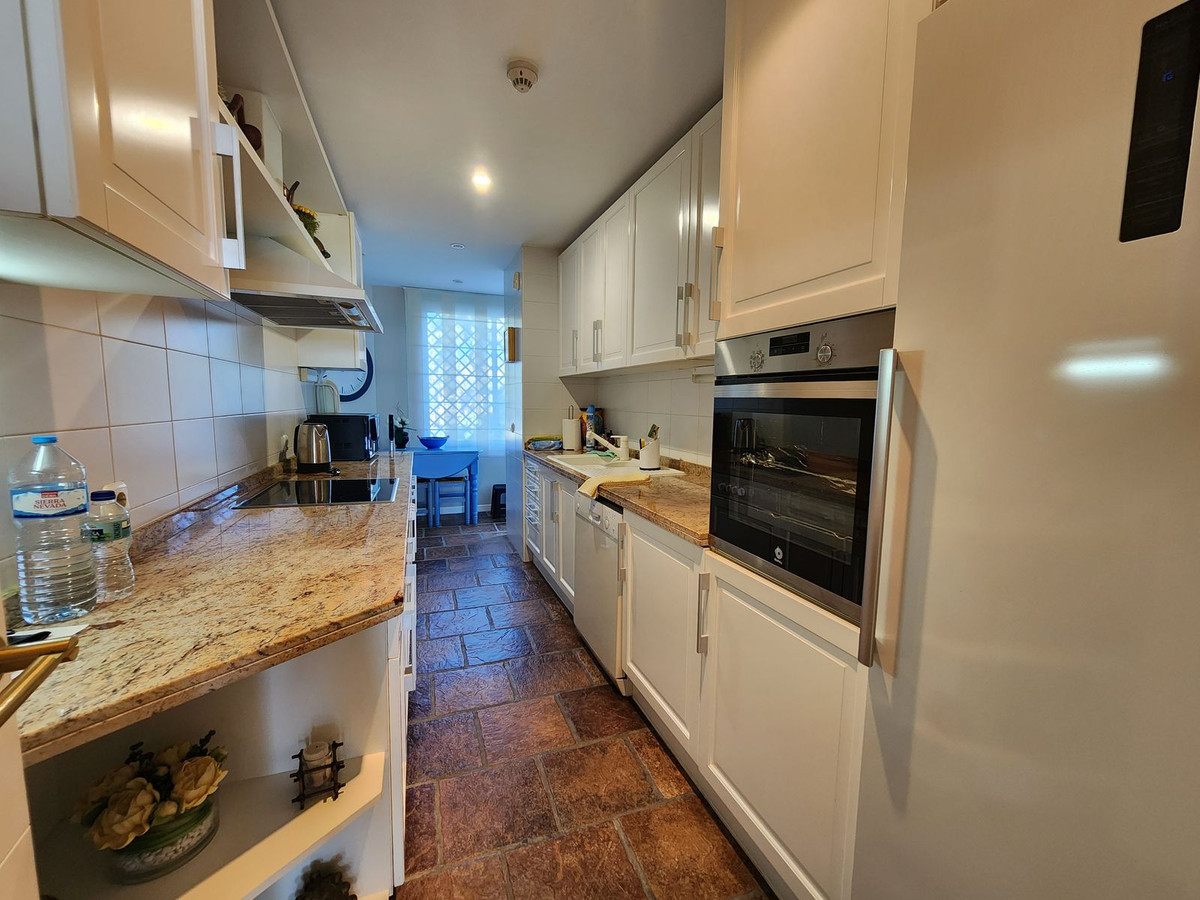 Se vende Apartamento Planta Baja de 3 dormitorios en Costa Del Sol, Málaga, España