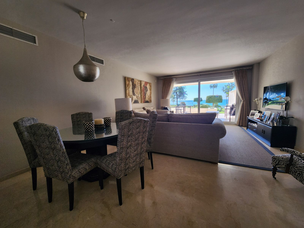 Se vende Apartamento Planta Baja de 3 dormitorios en Costa Del Sol, Málaga, España