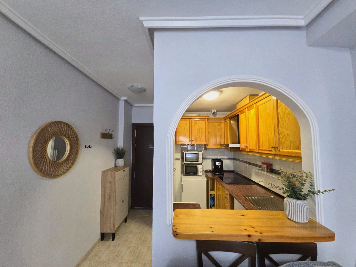 2 Bed Apartment for sale in Torrevieja Costa Blanca, Alicante, Spain