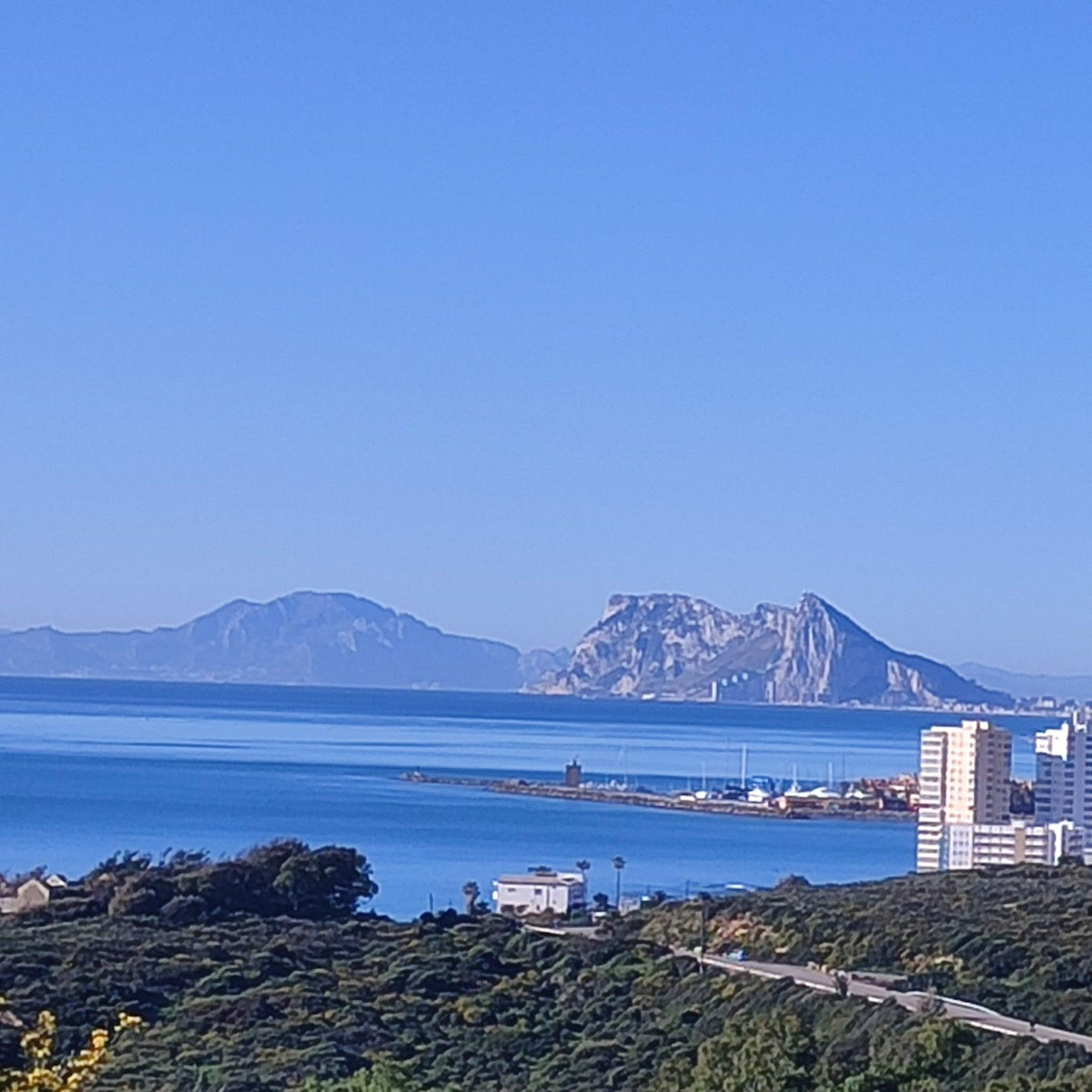Se vende Terreno Urbano  en Costa Del Sol, Cadiz, España