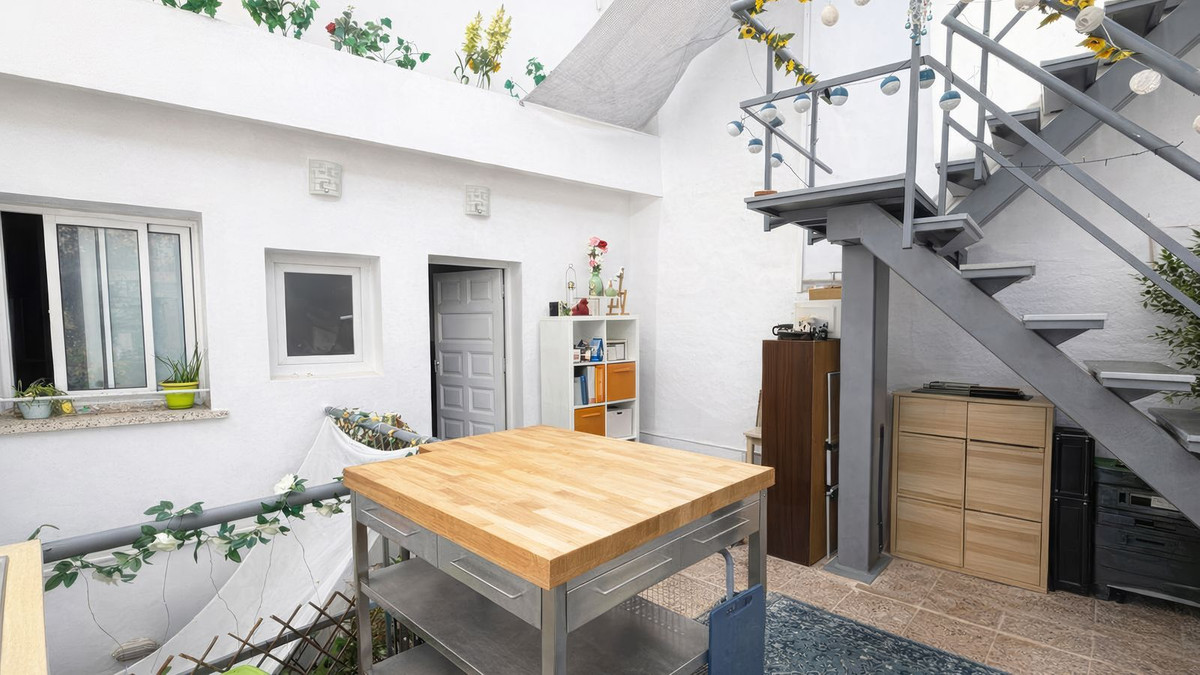 4 Bed Townhouse for sale in Alhaurín El Grande Costa Del Sol, Málaga, Spain