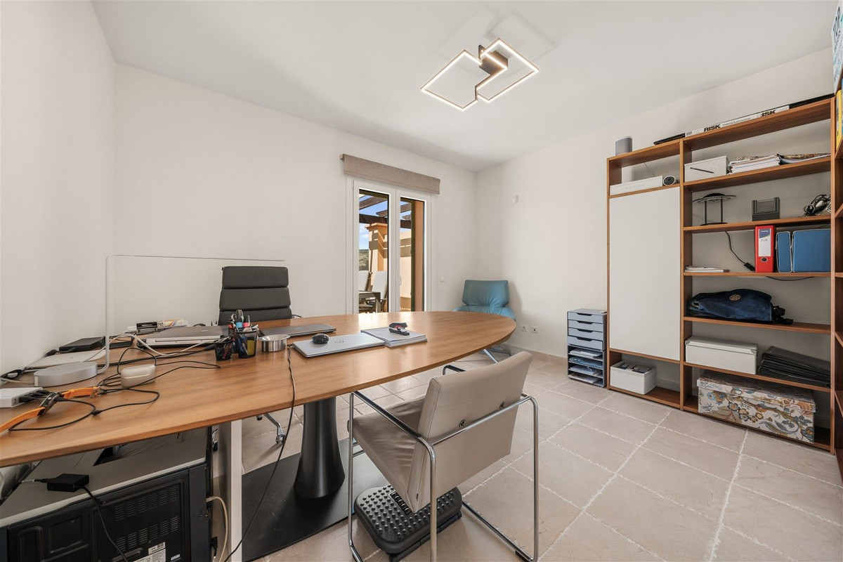 4 Bed Apartment for sale in Los Flamingos Costa Del Sol, Málaga, Spain