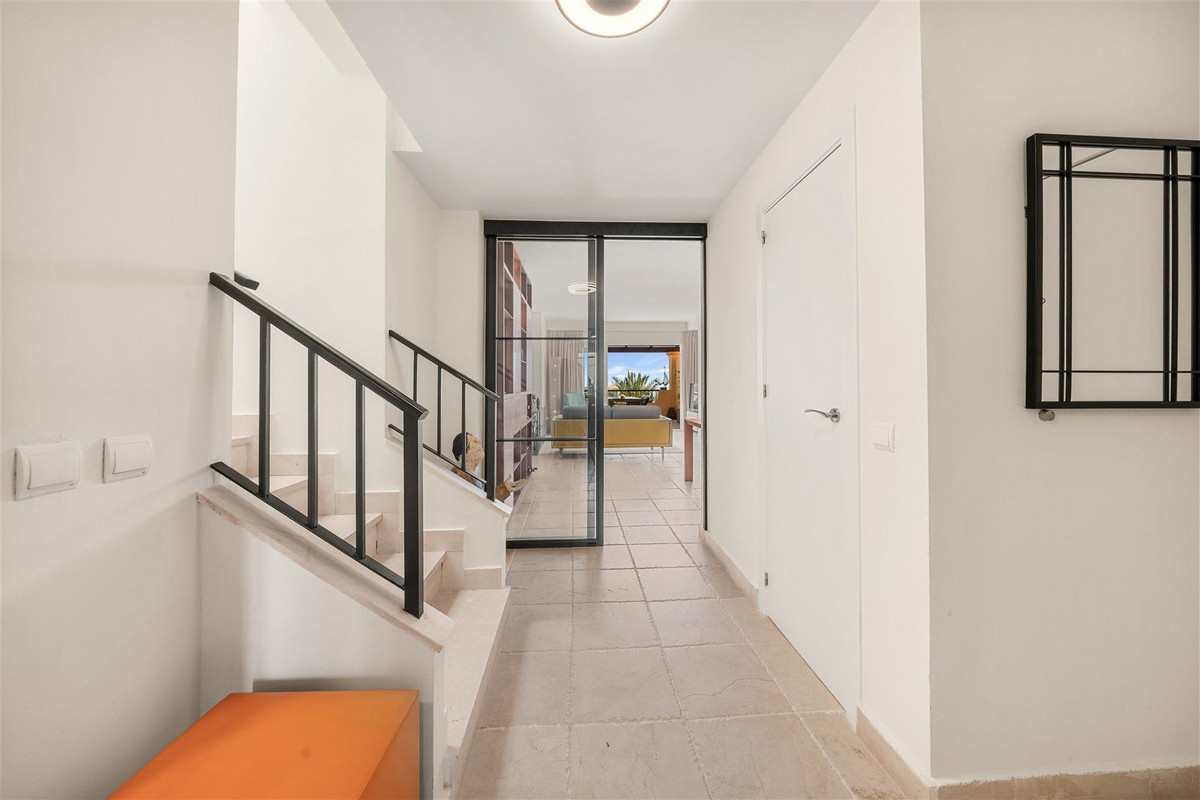 4 Bed Apartment for sale in Los Flamingos Costa Del Sol, Málaga, Spain