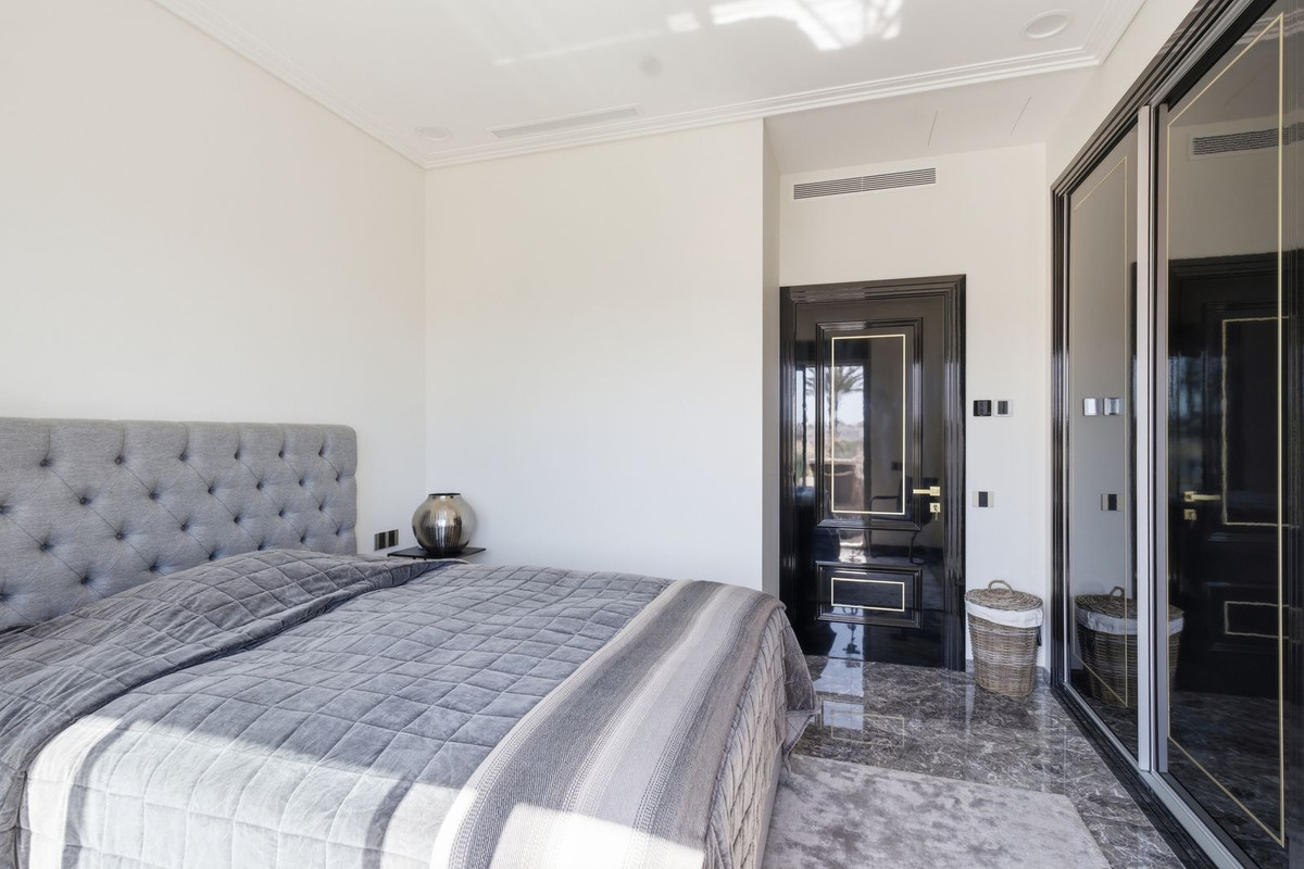 6 Bed Townhouse for sale in La Zenia Costa Blanca, Alicante, Spain