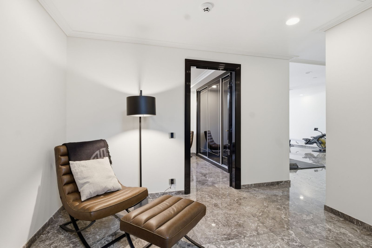6 Bed Townhouse for sale in La Zenia Costa Blanca, Alicante, Spain