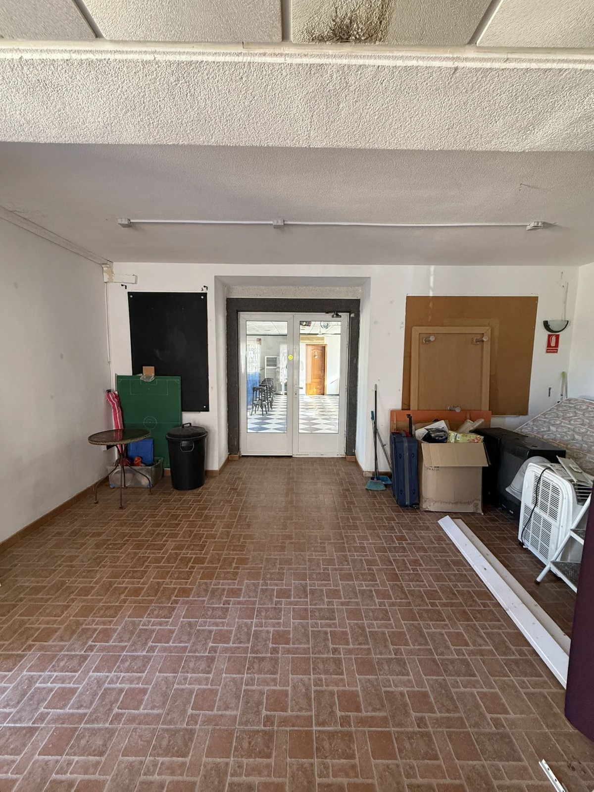 3 Bed Commercial unit for sale in Villamartin Costa Blanca, Alicante, Spain