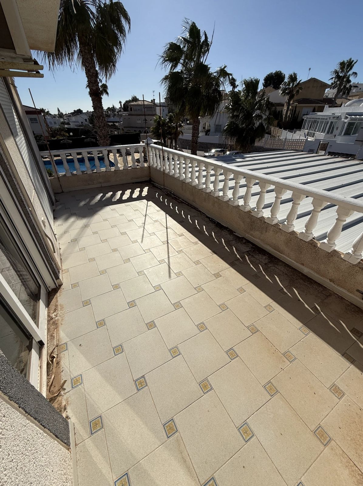 3 Bed Commercial unit for sale in Villamartin Costa Blanca, Alicante, Spain