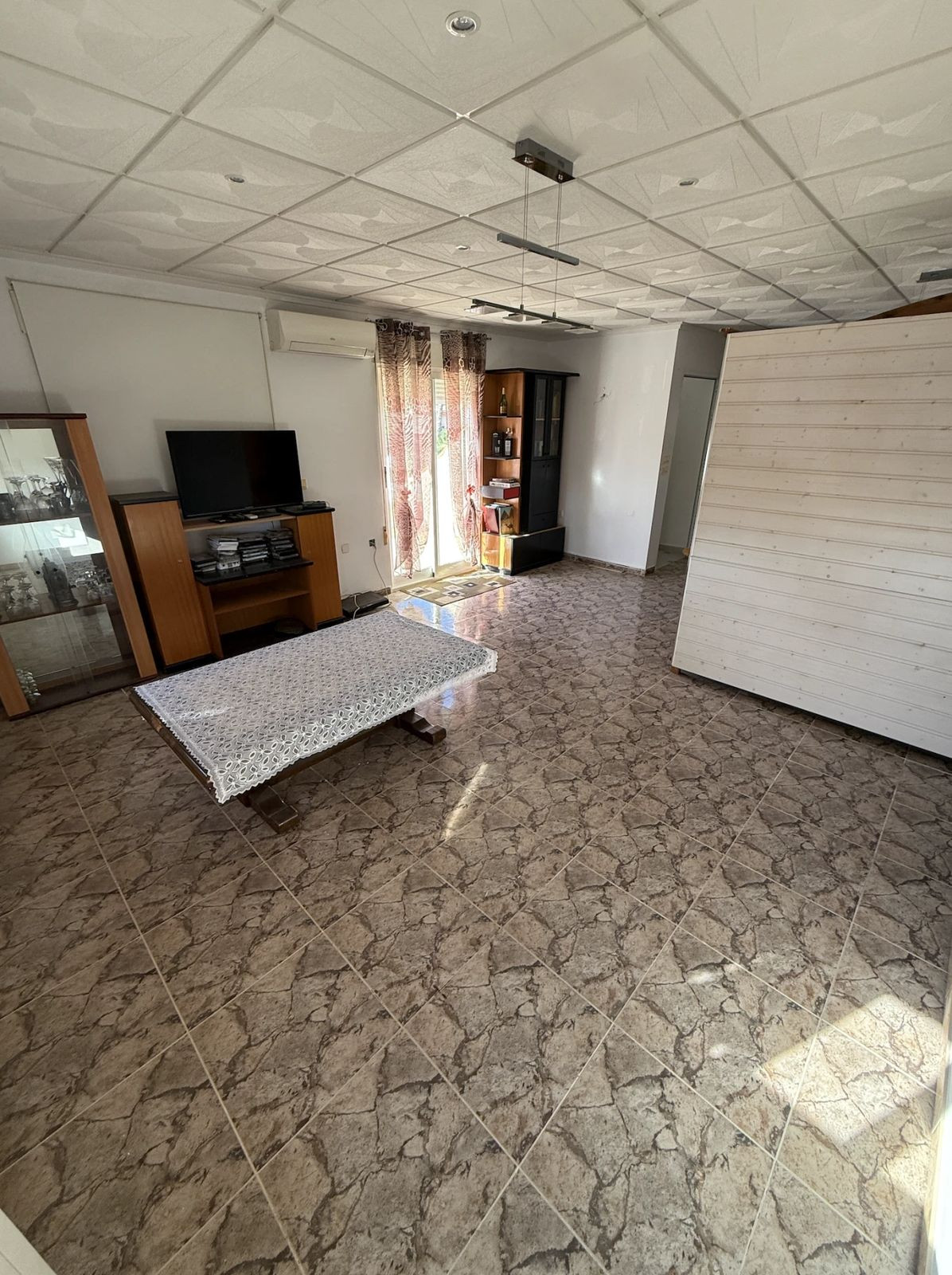 3 Bed Commercial unit for sale in Villamartin Costa Blanca, Alicante, Spain