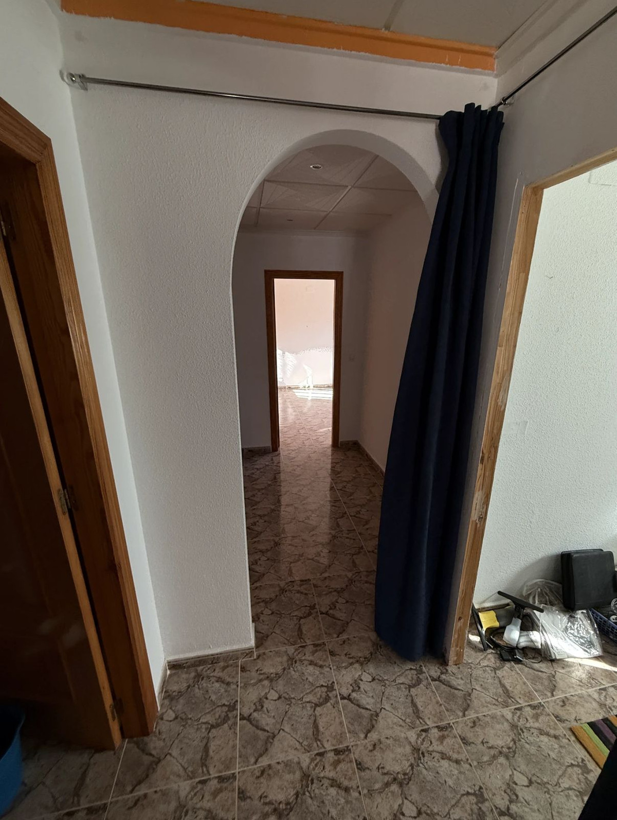 3 Bed Commercial unit for sale in Villamartin Costa Blanca, Alicante, Spain