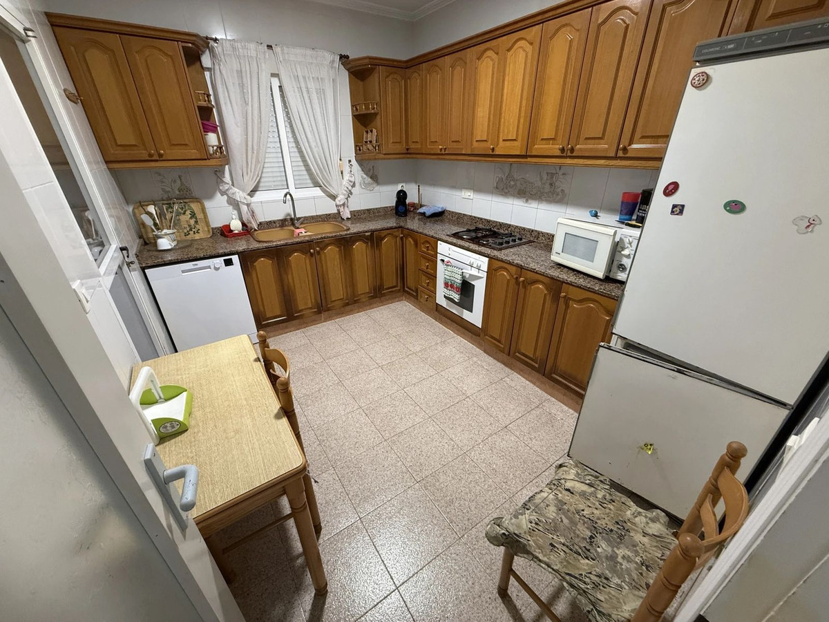Se vende Villa - Chalet de 6 dormitorios en Costa Blanca, Alicante, España