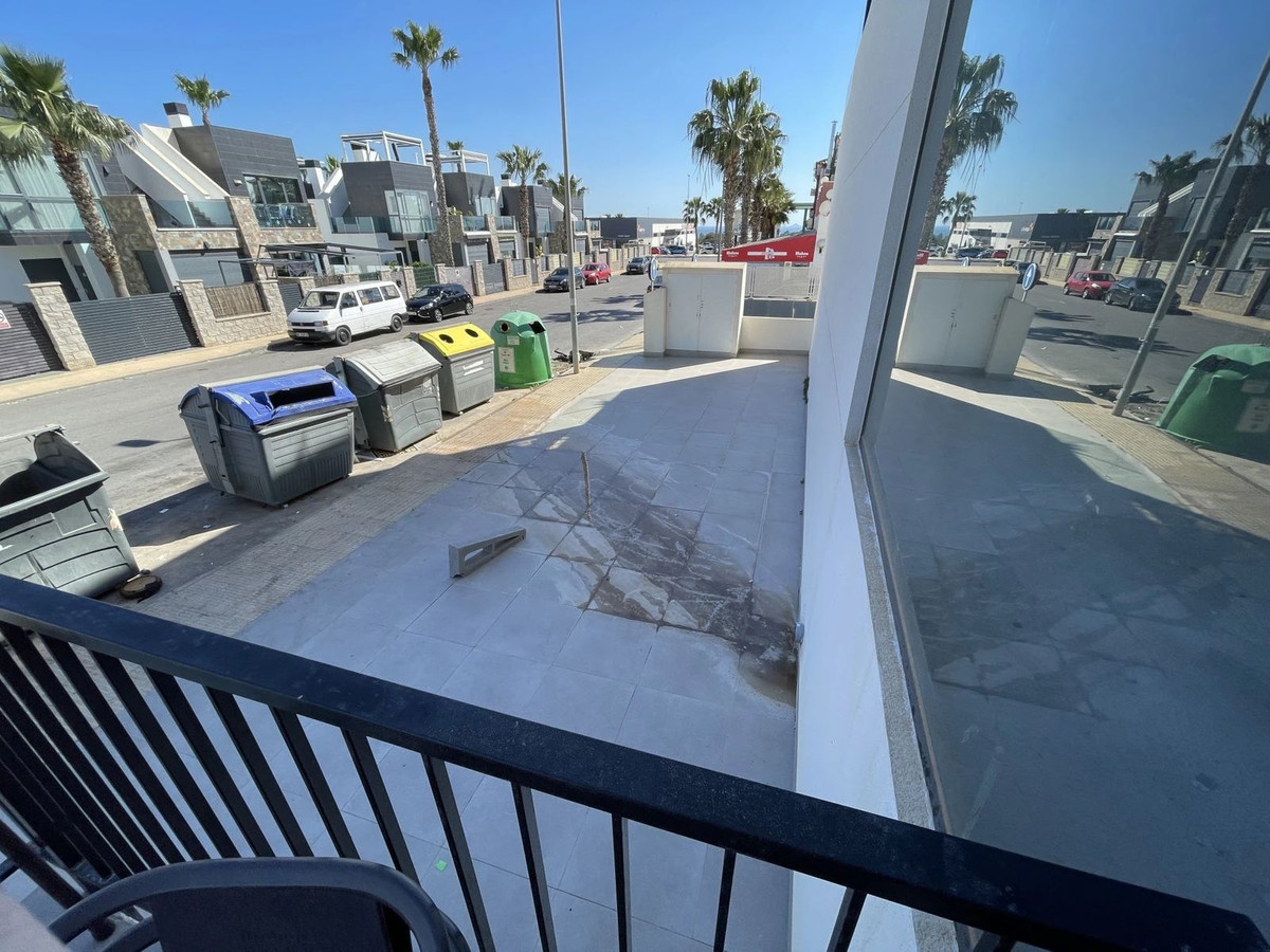 Commercial unit for sale in Lomas De Cabo Roig Costa Blanca, Alicante, Spain