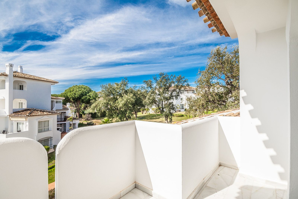 2 Bed Apartment for sale in Elviria Costa Del Sol, Málaga, Spain