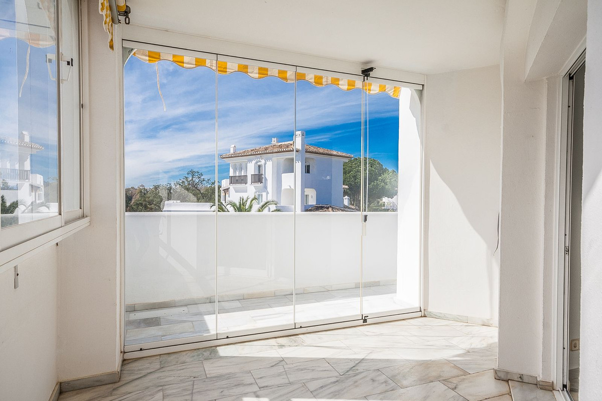 2 Bed Apartment for sale in Elviria Costa Del Sol, Málaga, Spain