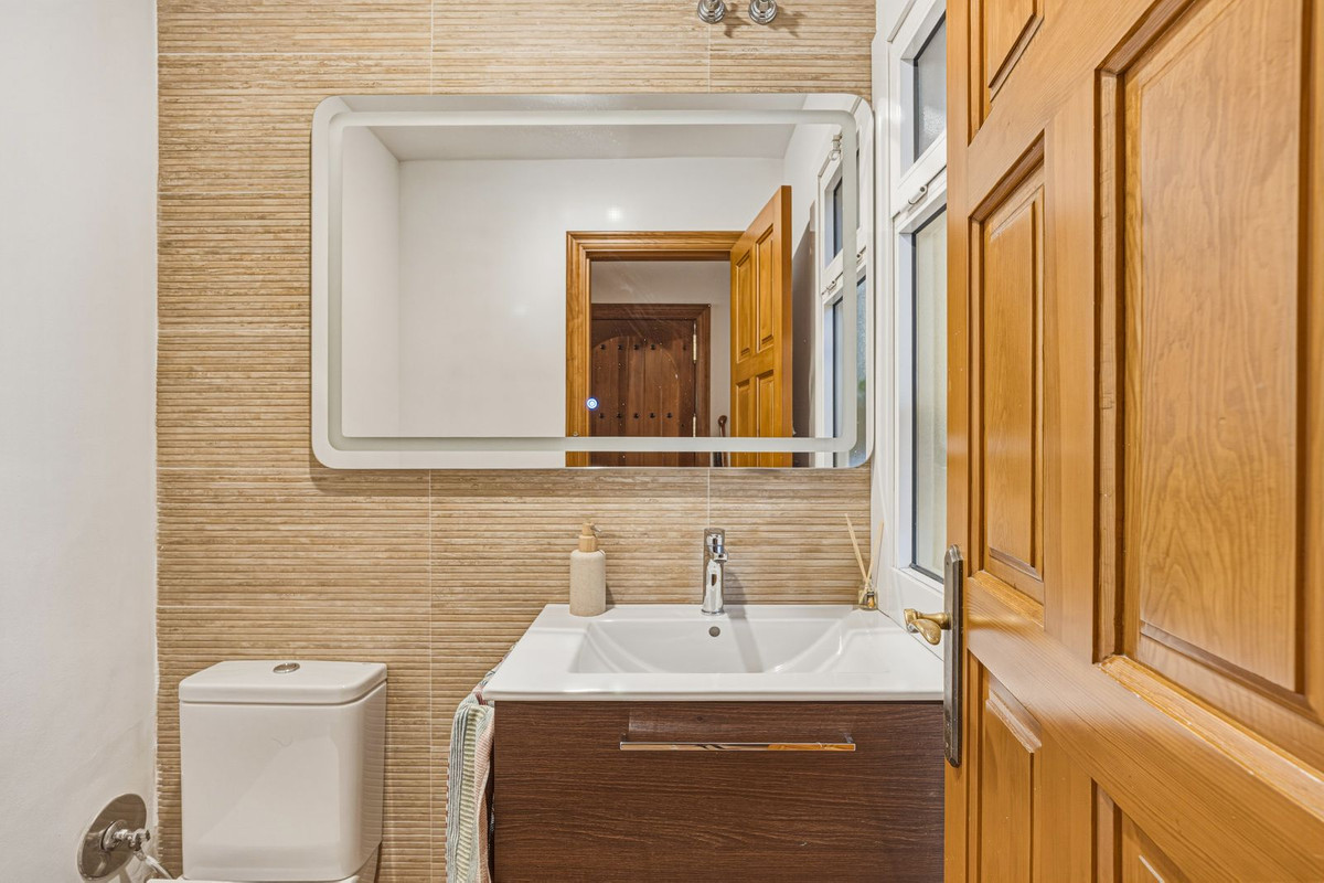 Se vende Adosada de 3 dormitorios en Costa Del Sol, Málaga, España