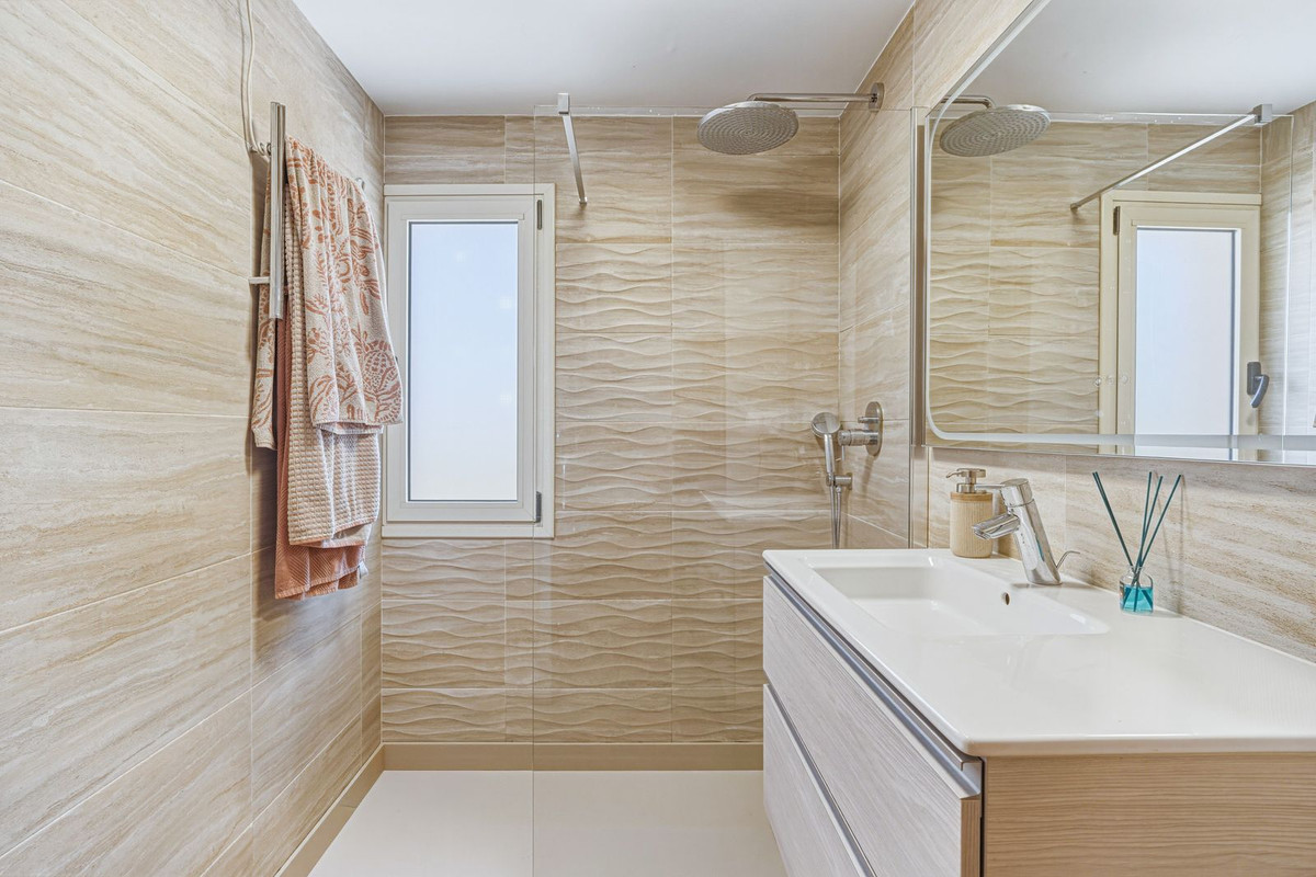 Se vende Adosada de 3 dormitorios en Costa Del Sol, Málaga, España