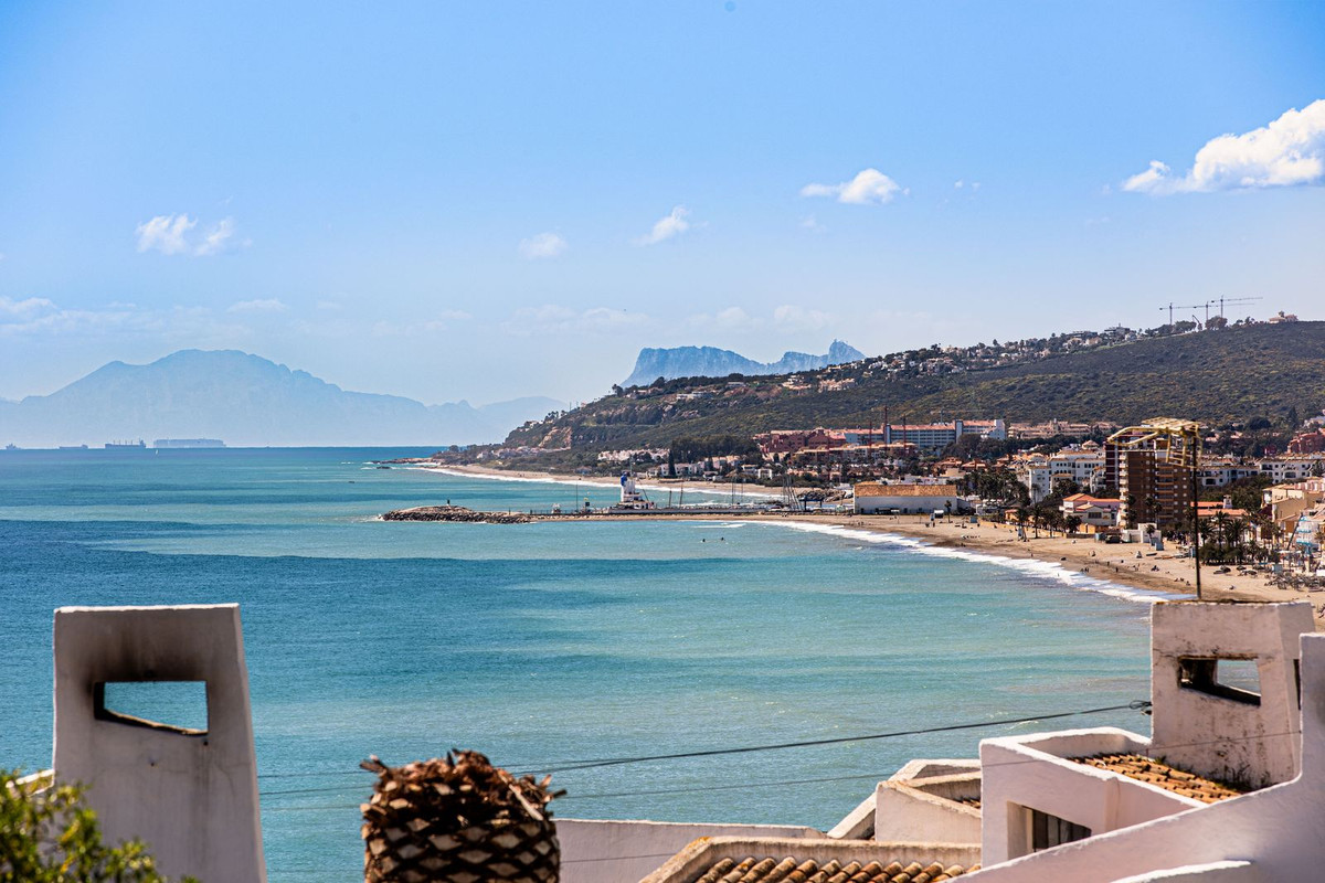 3 Bed Townhouse for sale in Casares Playa Costa Del Sol, Málaga, Spain