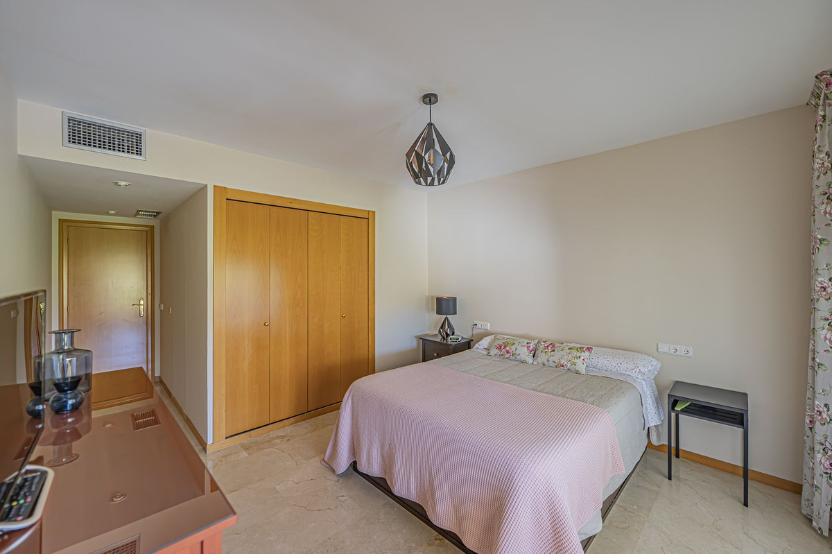 3 Bed Apartment for sale in Guadalmina Alta Costa Del Sol, Málaga, Spain