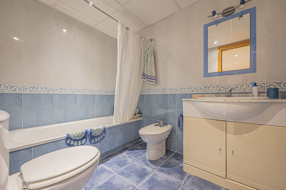 3 Bed Apartment for sale in Guadalmina Alta Costa Del Sol, Málaga, Spain