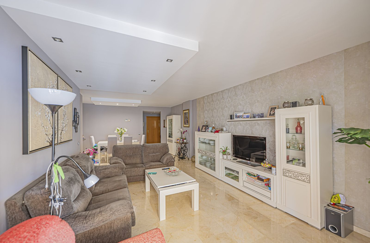 3 Bed Apartment for sale in Guadalmina Alta Costa Del Sol, Málaga, Spain