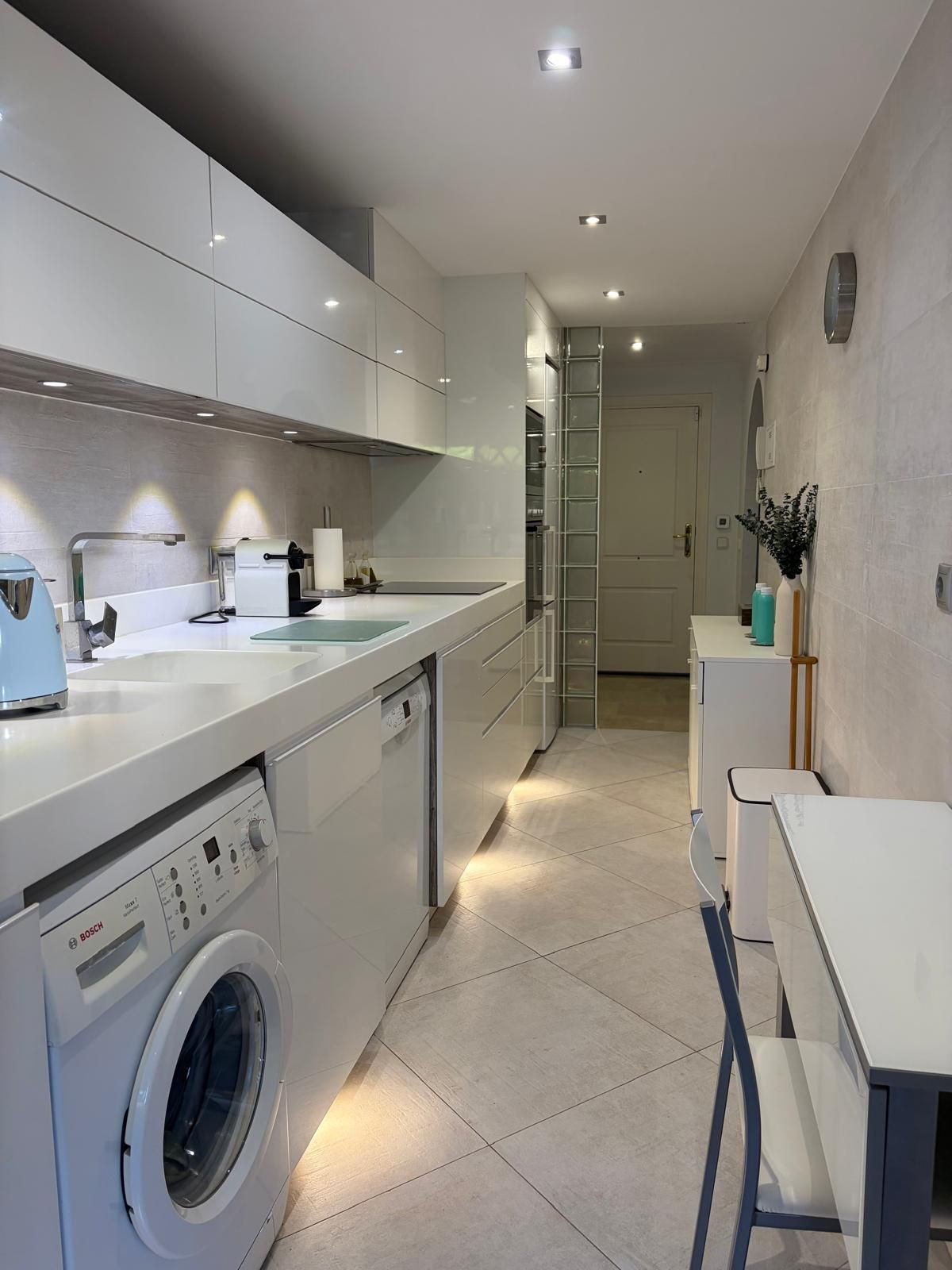 2 Bed Apartment for sale in Marbella Costa Del Sol, Málaga, Spain