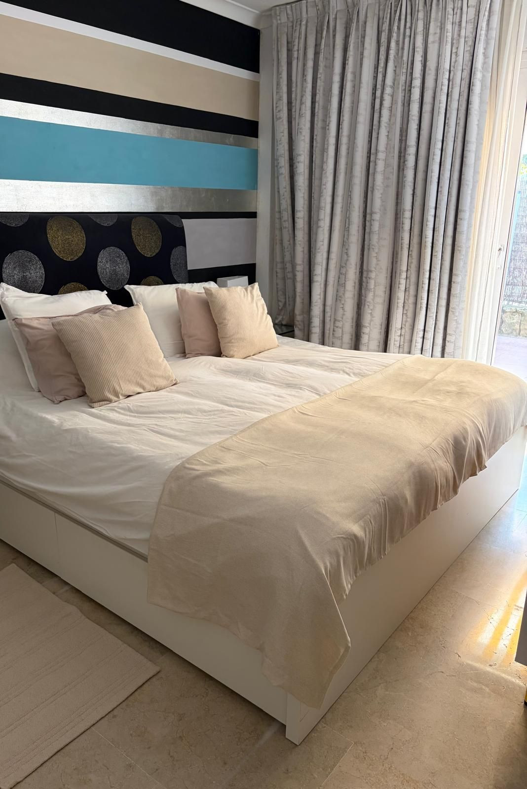 2 Bed Apartment for sale in Marbella Costa Del Sol, Málaga, Spain