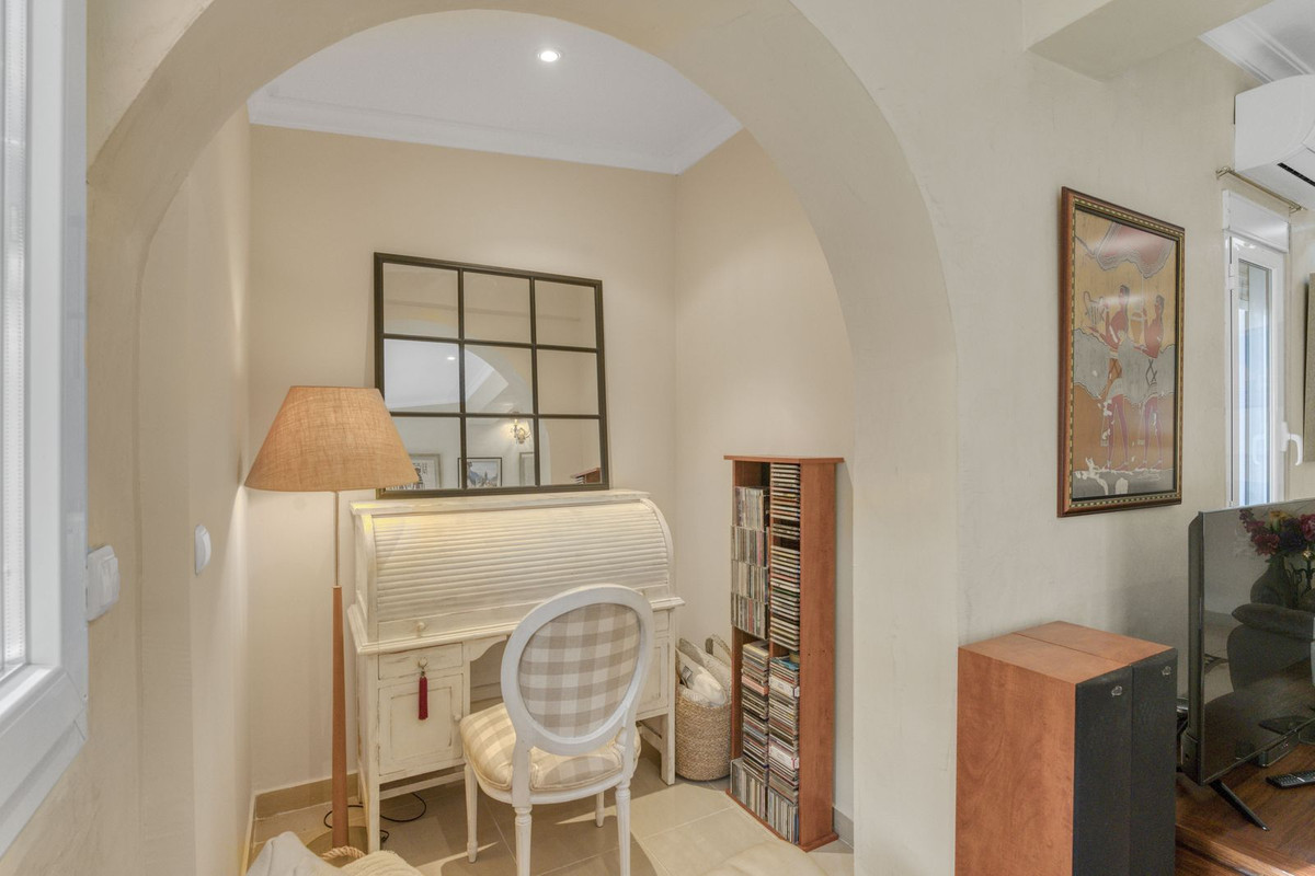 5 Bed Townhouse for sale in Málaga Costa Del Sol, Málaga, Spain