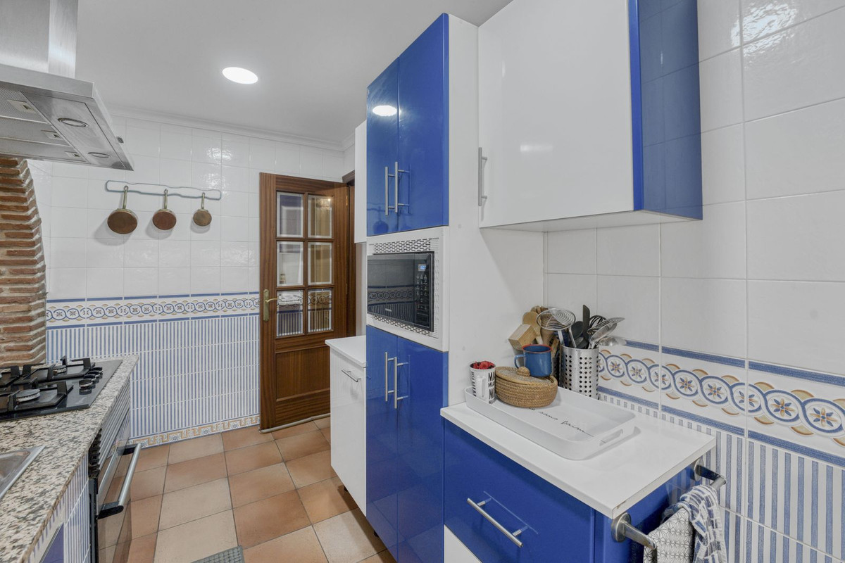 5 Bed Townhouse for sale in Málaga Costa Del Sol, Málaga, Spain