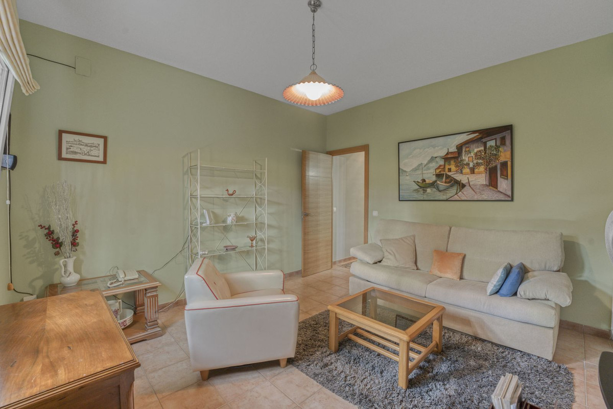5 Bed Townhouse for sale in Málaga Costa Del Sol, Málaga, Spain