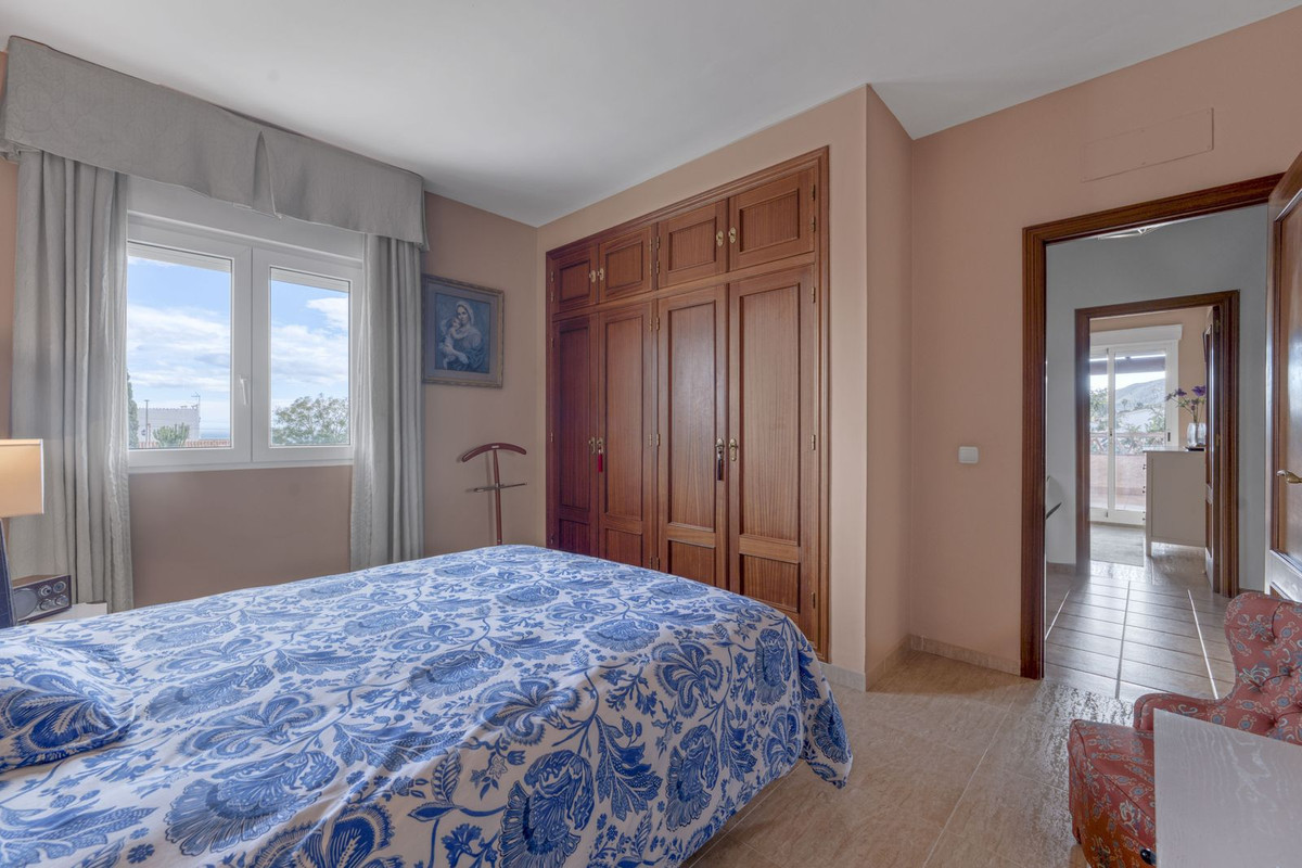 5 Bed Townhouse for sale in Málaga Costa Del Sol, Málaga, Spain