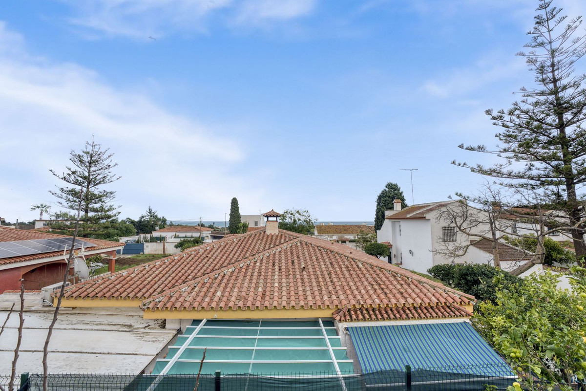 5 Bed Townhouse for sale in Málaga Costa Del Sol, Málaga, Spain