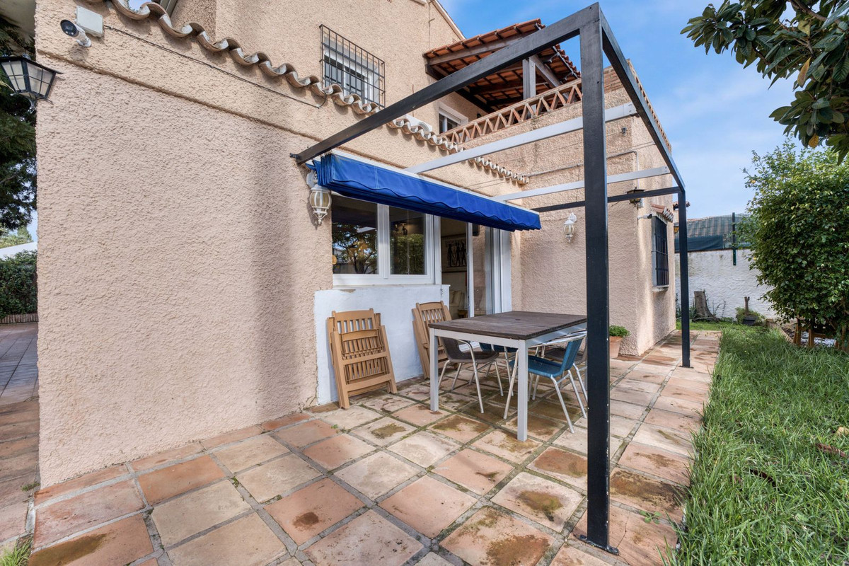 5 Bed Townhouse for sale in Málaga Costa Del Sol, Málaga, Spain
