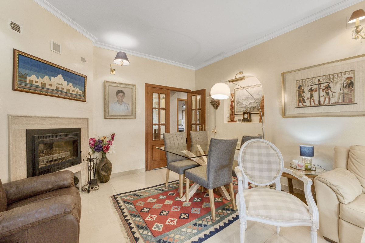 5 Bed Townhouse for sale in Málaga Costa Del Sol, Málaga, Spain