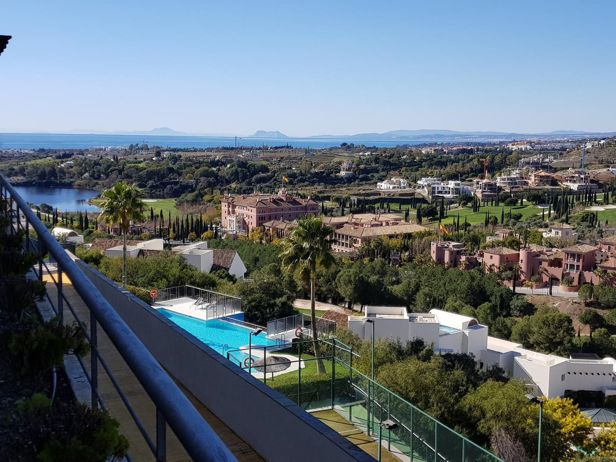 3 Bed Apartment for sale in Benahavís Costa Del Sol, Málaga, Spain
