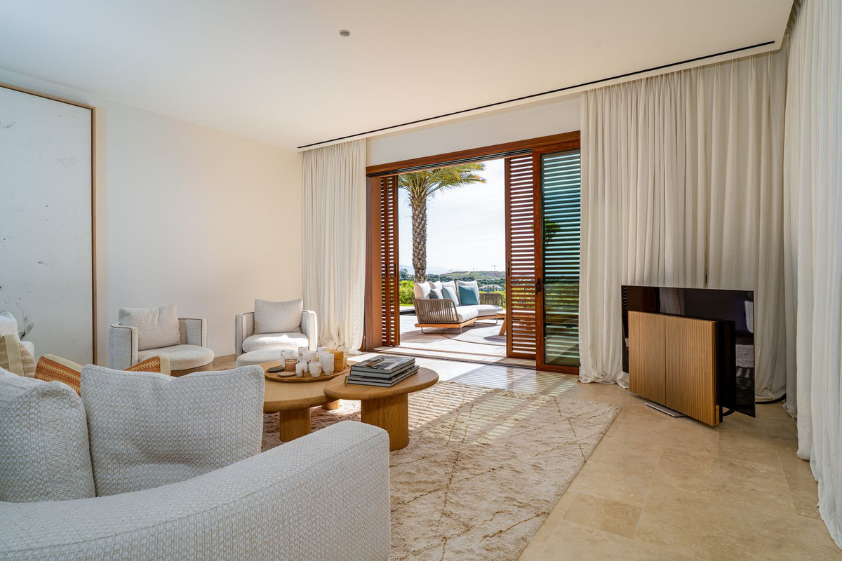 2 Bed Apartment for sale in Estepona Costa Del Sol, Málaga, Spain