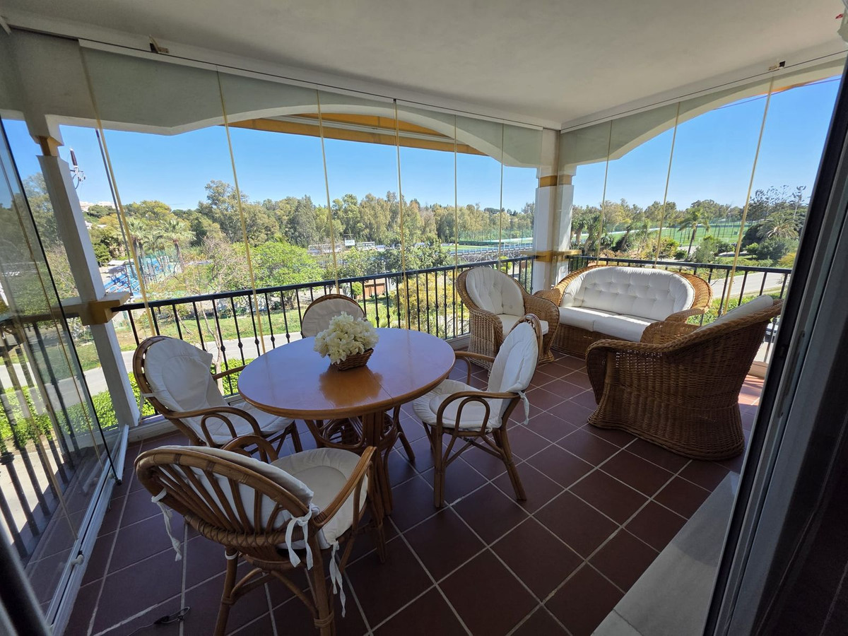3 Bed Apartment for sale in Nueva Andalucía Costa Del Sol, Málaga, Spain
