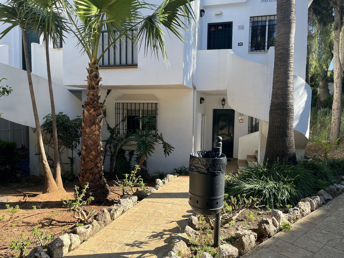 Se vende Apartamento Planta Baja de 2 dormitorios en Costa Del Sol, Málaga, España