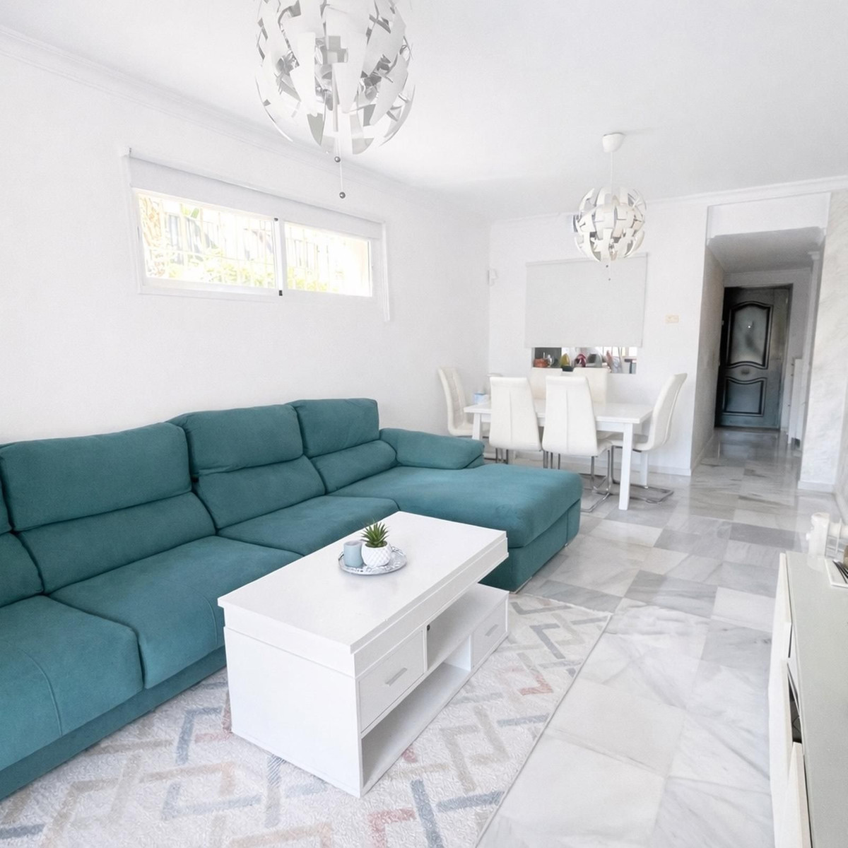Se vende Apartamento Planta Baja de 2 dormitorios en Costa Del Sol, Málaga, España