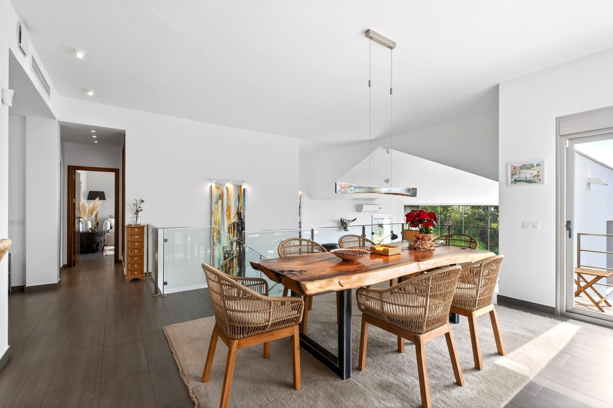 5 Bed Townhouse for sale in Valtocado Costa Del Sol, Málaga, Spain