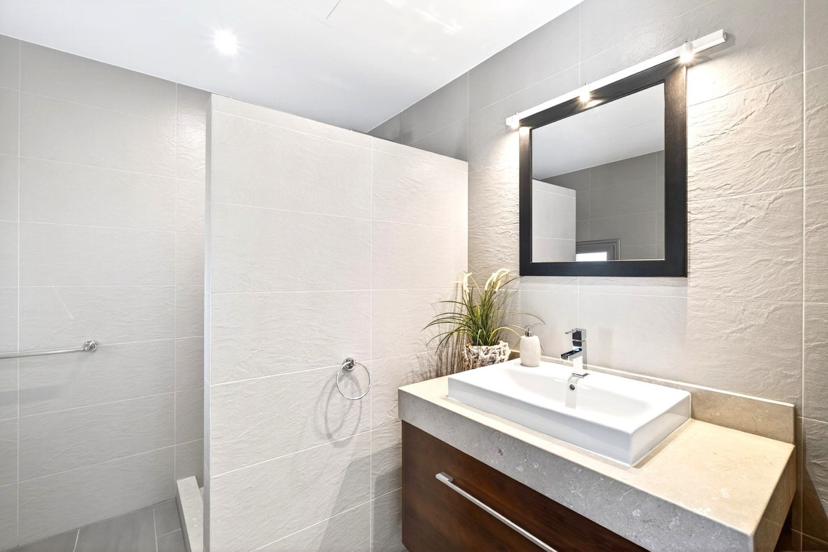 5 Bed Townhouse for sale in Valtocado Costa Del Sol, Málaga, Spain
