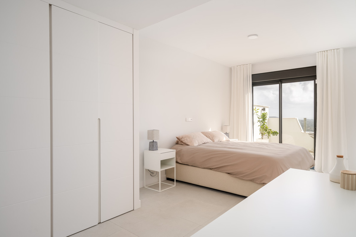 2 Bed Apartment for sale in Calanova Golf Costa Del Sol, Málaga, Spain