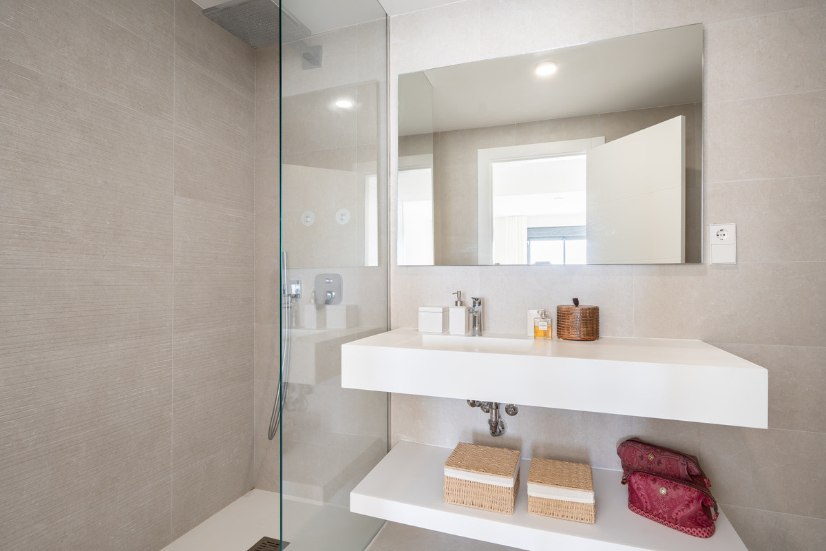 2 Bed Apartment for sale in Calanova Golf Costa Del Sol, Málaga, Spain