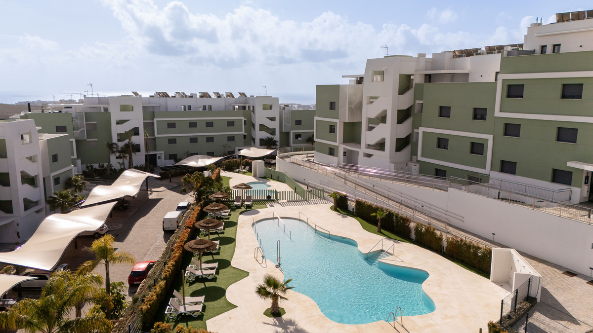 2 Bed Apartment for sale in Calanova Golf Costa Del Sol, Málaga, Spain