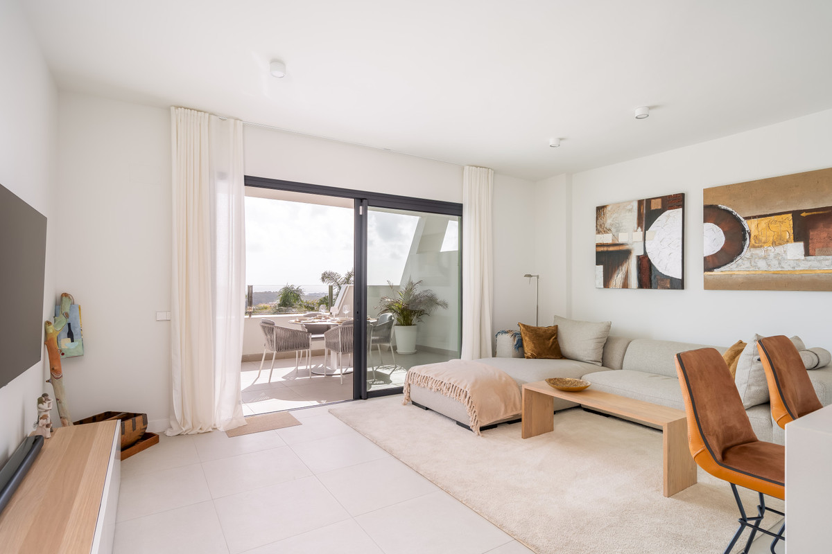 2 Bed Apartment for sale in Calanova Golf Costa Del Sol, Málaga, Spain